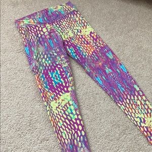 DonaJo/Jojo leggings. M (size 2, fits sizes 8-14)